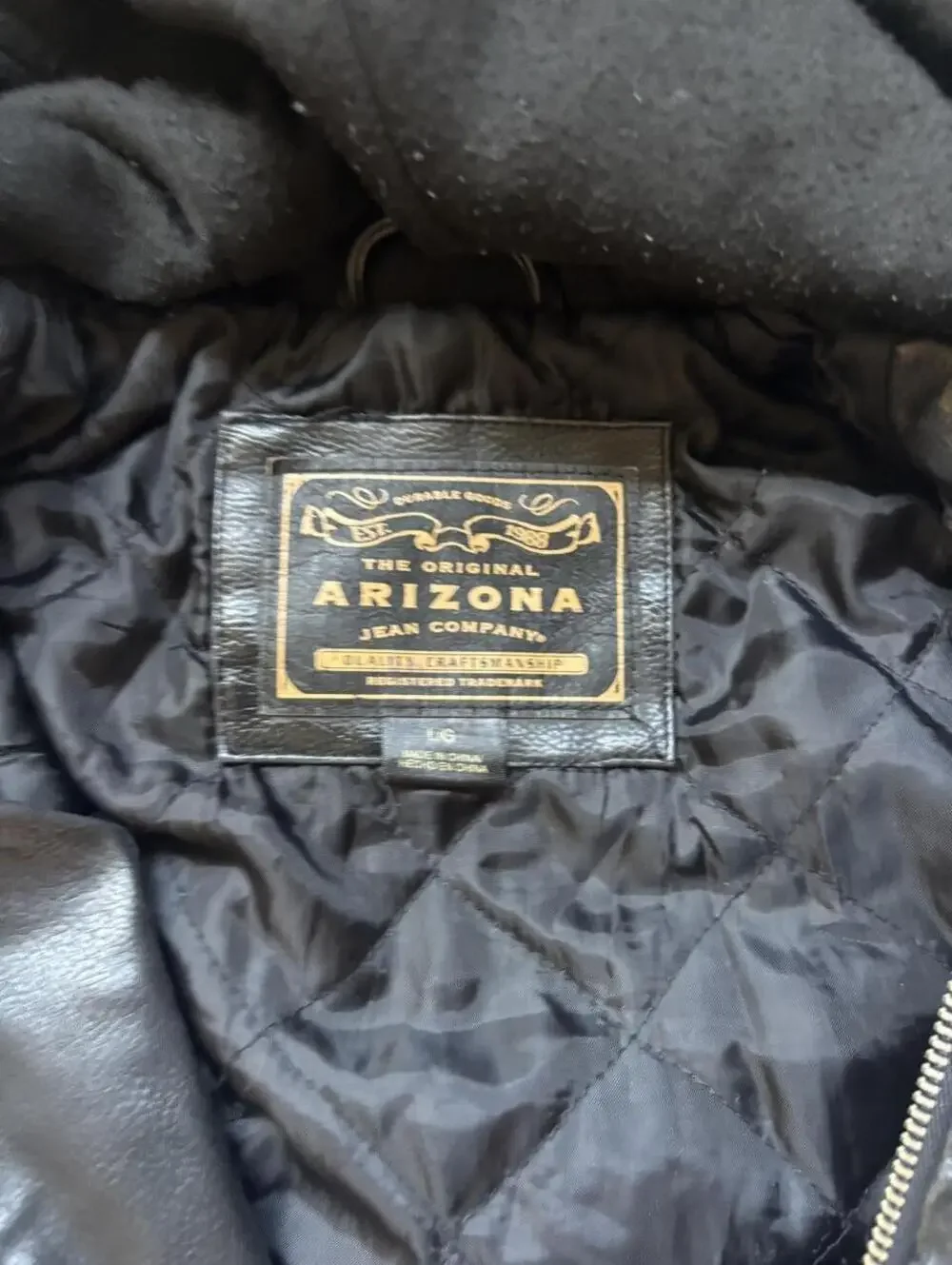 Vintage Arizona heavyweight Black leather jacket with hood, size Large